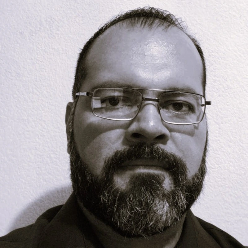 **Víctor Uriel López Vázquez**
PSM I™ / PSPO I™/ PSPBM™ / PSK I™ / A-CSM® / DASM® / Kenshuin Level 4 TPS-NPS
**(México)**